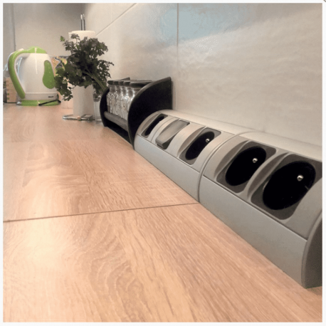 Gniazdo meblowe 2x z wyłącznikiem 230V OR-AE-1304