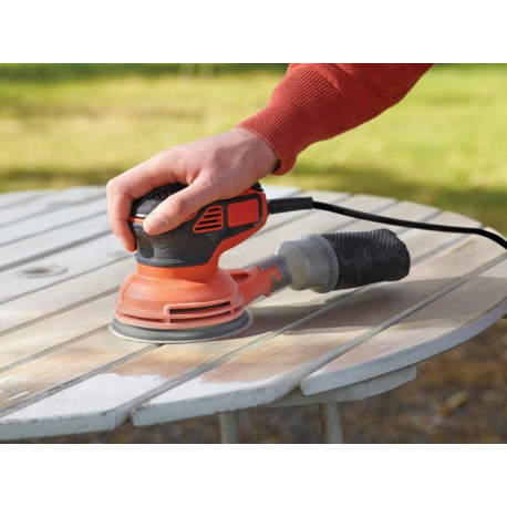 Eccentric Sander 240W KA199-QS Black Decker.