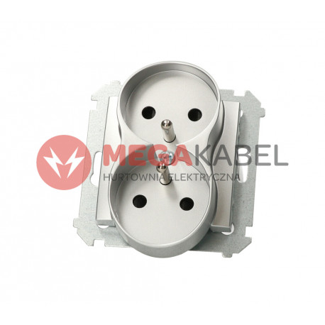 Simon54 Gniazdo wtyczkowe podwójne z uziemieniem DGZ2MZ.01/43 srebrny