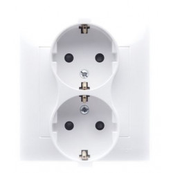 Simon54 Gniazdo 2-krotne SCHUCO z uziemieniem DGSZ2Z/11 biały