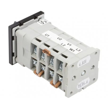 Łącznik krzywkowy gwiazda-trójkąt 3P 63A do zabudowy ŁK63-4.831P03 IP65 SPAMEL