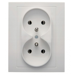 Berker kwadrat gniazdo podwójne z uziemieniem białe Hager