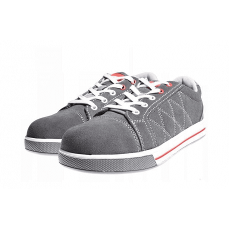 Półbuty L3040740 zamszowe rozm.40 LAHTI PRO