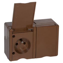 Żuk gniazdo podwójne 2x2P+Z...